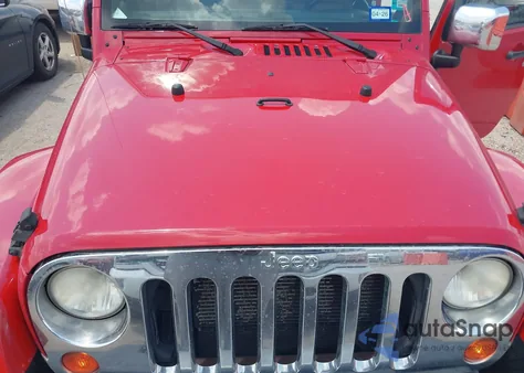 2012 Jeep Wrangler Unlimited Sahara z USA, uszkodzony, nr VIN 1C4HJWEG8CL164754